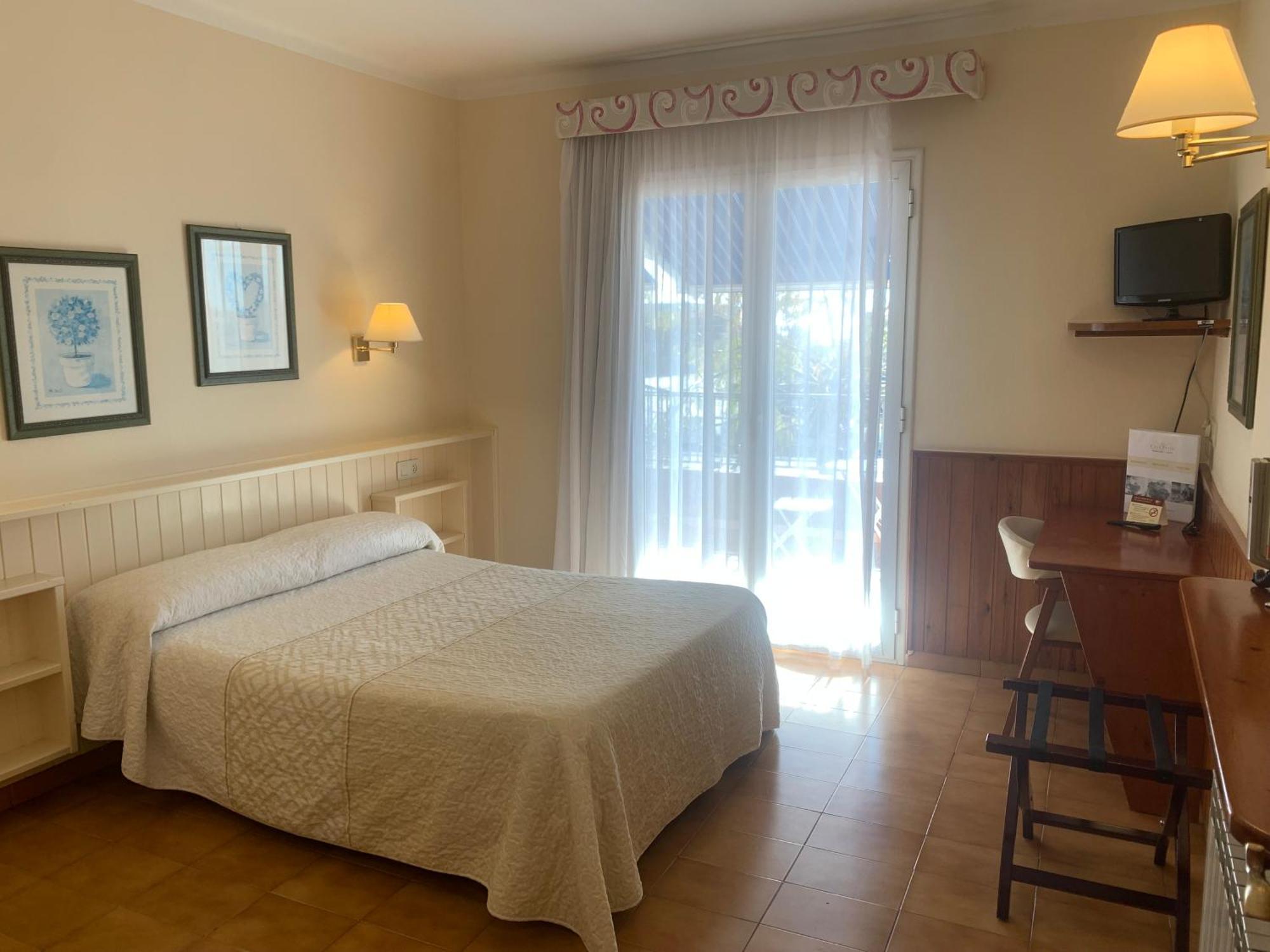מלון סנטה סוזנה Casa Feliu מראה חיצוני תמונה