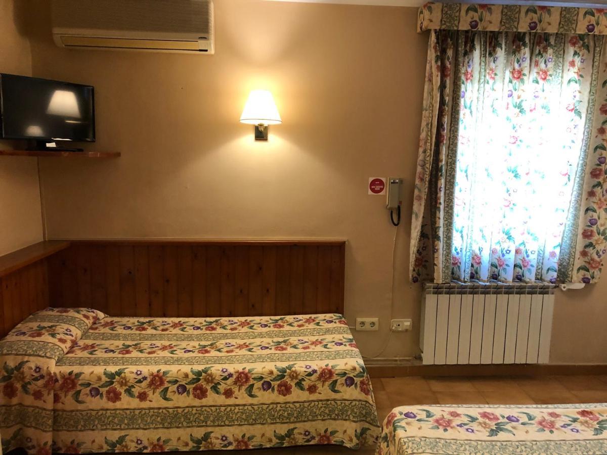 מלון סנטה סוזנה Casa Feliu מראה חיצוני תמונה